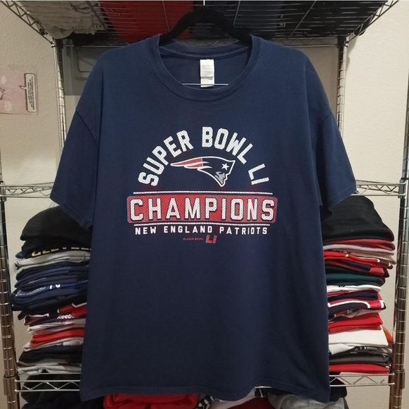 New England Patroits Men's Size XL Navy Blue Superbowl graphic print t-shirt - Picture 1 of 4